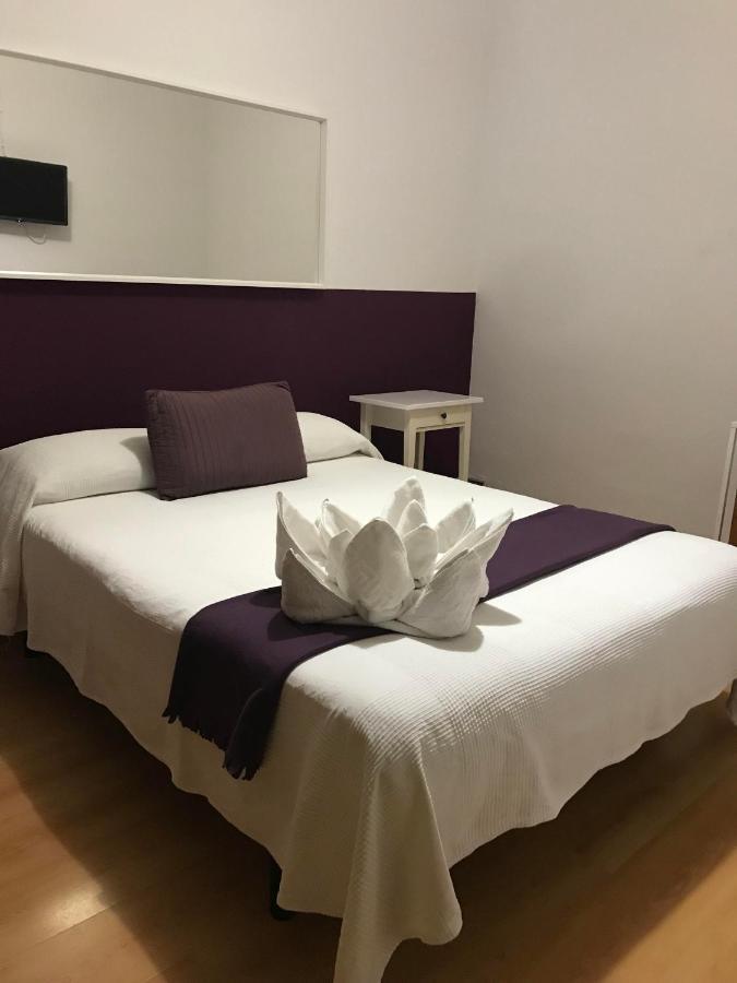 Hostal Muntaner Barcelona Eksteriør bilde