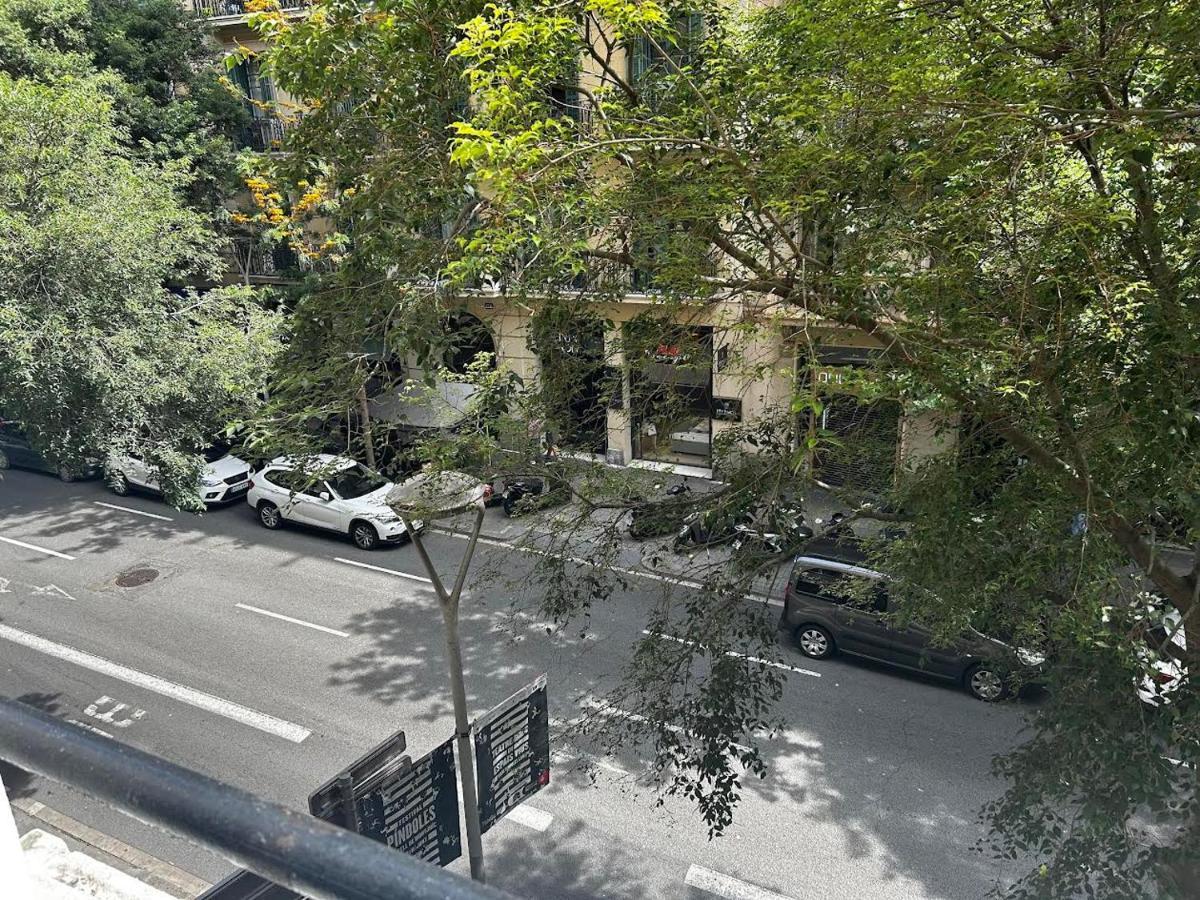 Hostal Muntaner Barcelona Eksteriør bilde