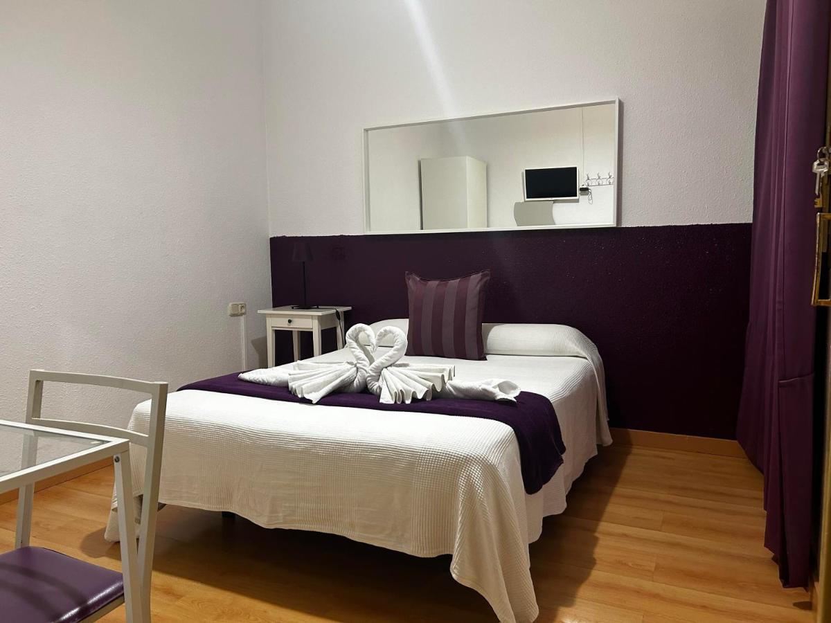 Hostal Muntaner Barcelona Eksteriør bilde